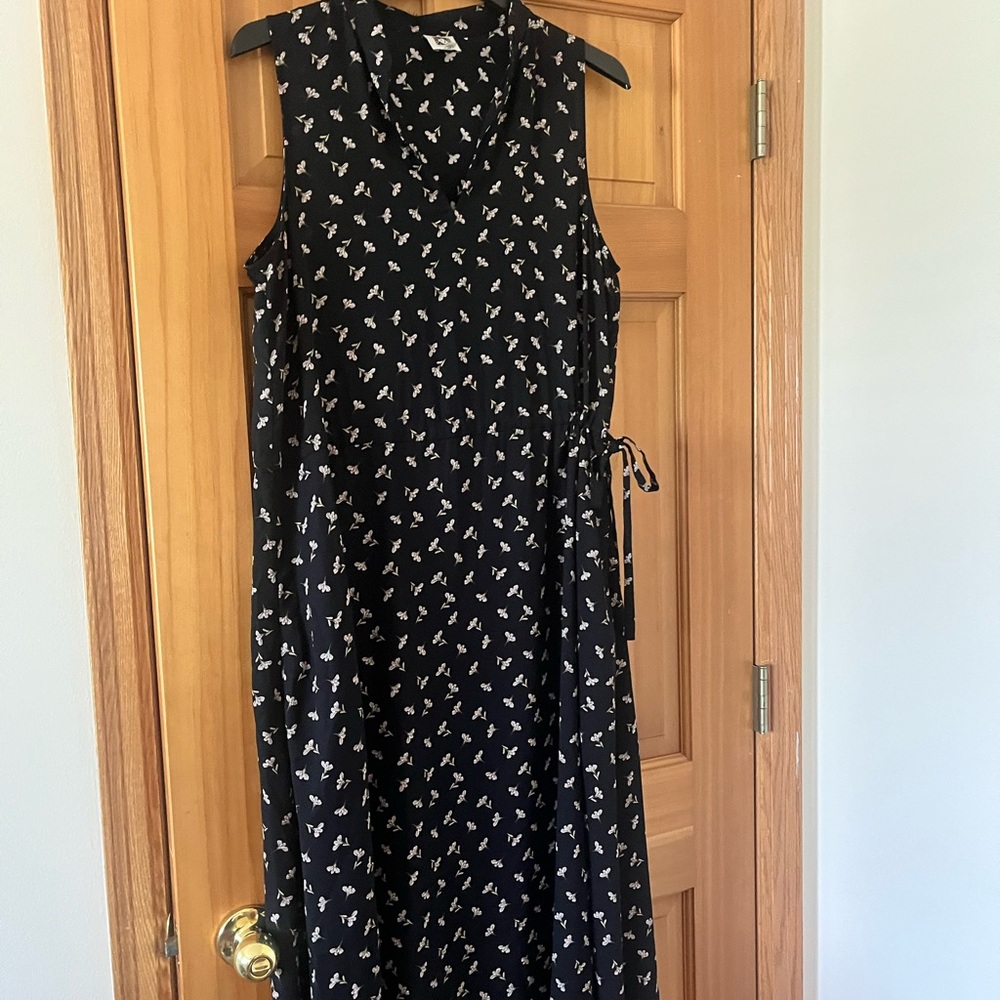 Anne Klein Black and White Floral Maxi Dress